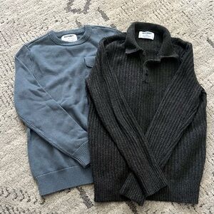 Old Navy boys Crewneck Sweater Duo - Slate Blue and Charcoal